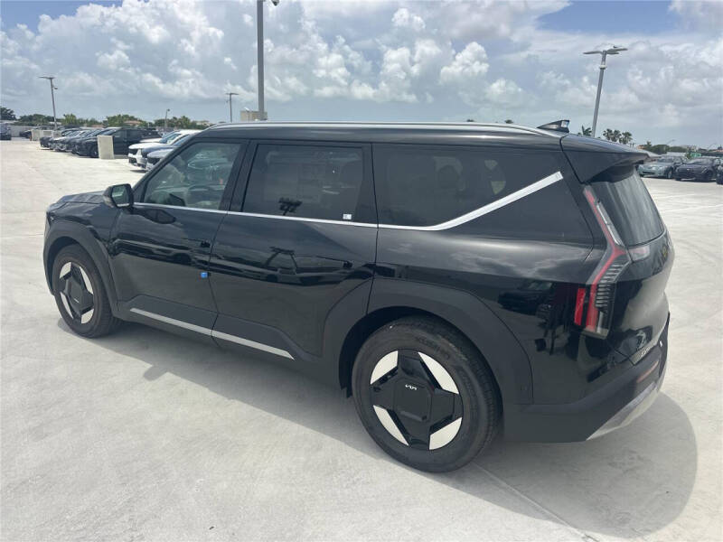 2026 Kia EV9 Wind