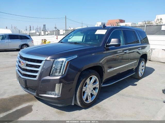 2016 Cadillac Escalade Luxury Collection