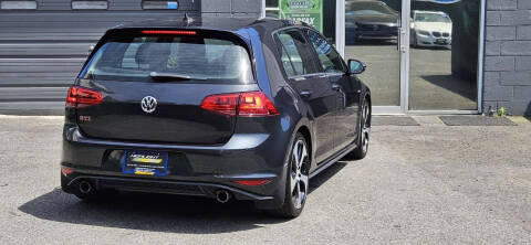 2016 Volkswagen Golf GTI SE