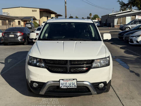 2020 Dodge Journey Crossroad