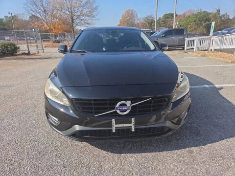 2017 Volvo S60 T5 Dynamic