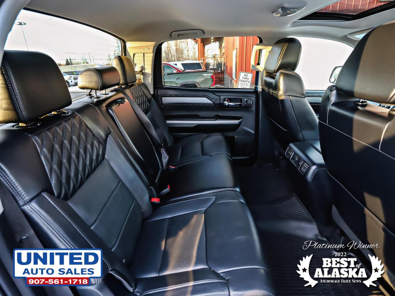 2017 Toyota Tundra Platinum 4x4 4dr CrewMax Cab Pickup SB (5.7L V8) 31