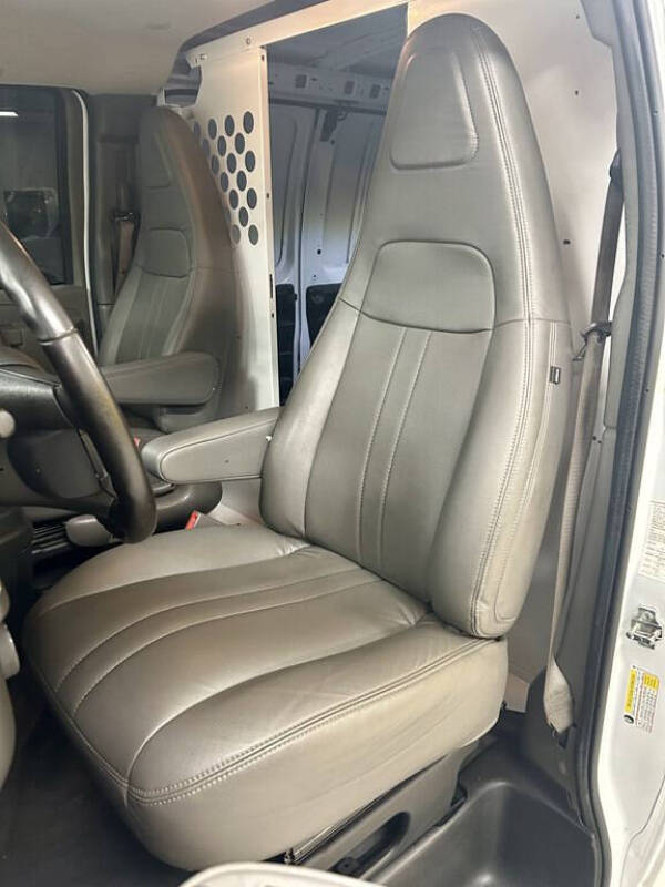 2020 Chevrolet Express 2500