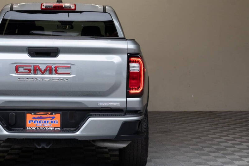 2024 GMC Canyon Elevation