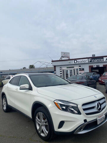 2015 Mercedes-Benz GLA for sale at Dealer Finance Auto Center LLC in Sacramento CA