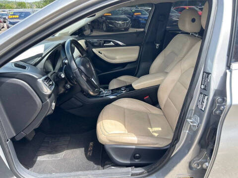 2017 Infiniti QX30 Luxury