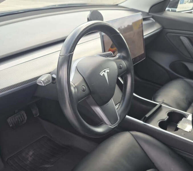 2019 Tesla Model 3 Long Range