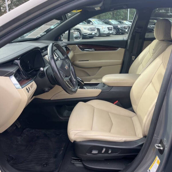 2018 Cadillac XT5 Luxury