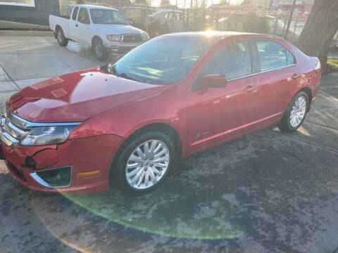 2012 Ford Fusion Hybrid for sale at Chuck Wise Motors in Portland OR