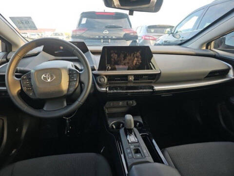 2025 Toyota Prius LE