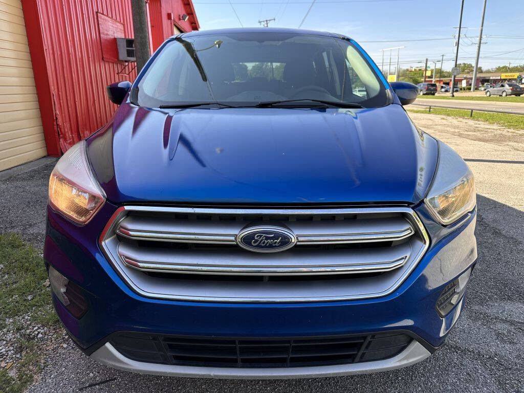 Blue 2017 Ford Escape SE SE 4dr SUV 2