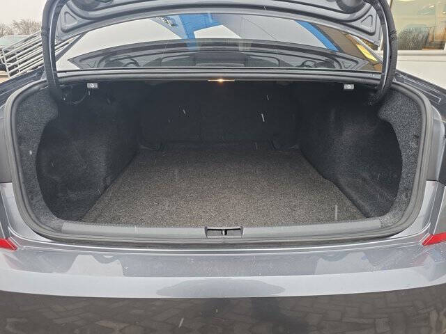 2020 Volkswagen Passat R-Line