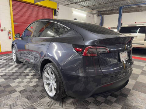 2024 Tesla Model Y Long Range