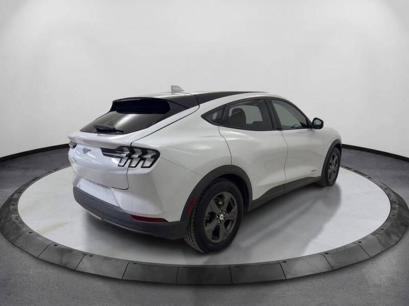 2021 Ford Mustang Mach-E Select