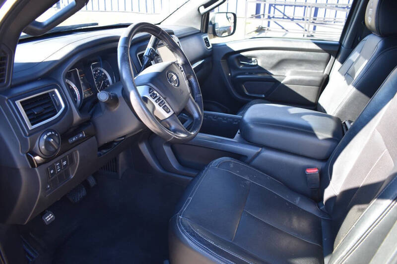 2019 Nissan Titan PRO-4X