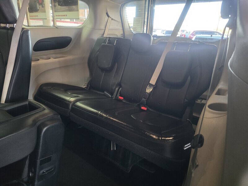 2020 Chrysler Pacifica Touring L