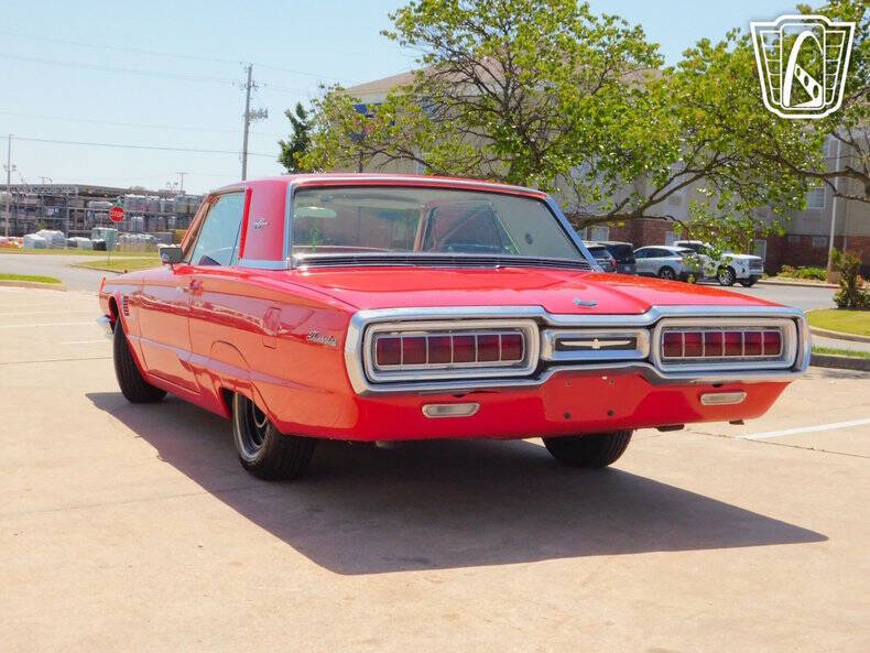 1965 Ford Thunderbird