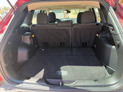 2017 Jeep Cherokee Sport