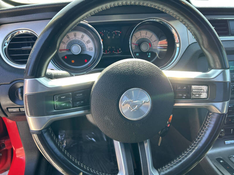 2010 Ford Mustang V6