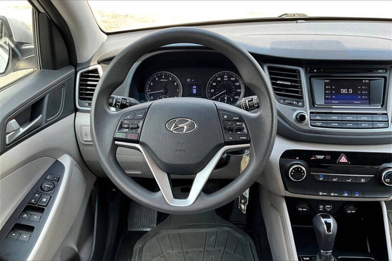 2017 Hyundai Tucson SE