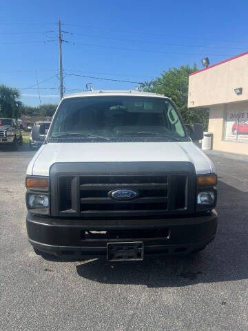 2013 Ford E-Series E-150