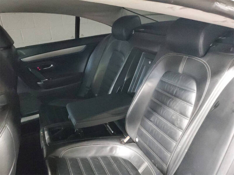 2010 Volkswagen CC Luxury