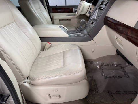 2004 Lincoln Navigator Luxury