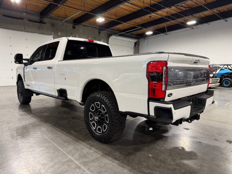 2024 Ford F-350 Super Duty Platinum