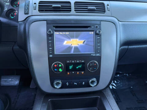 2013 Chevrolet Suburban LT