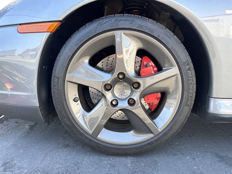 2003 Porsche 911 Carrera 4S