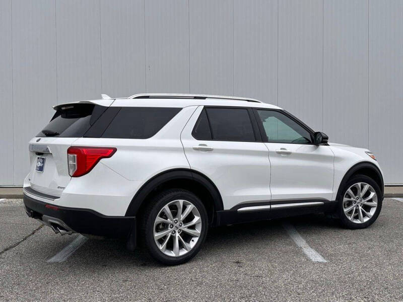 2023 Ford Explorer Platinum