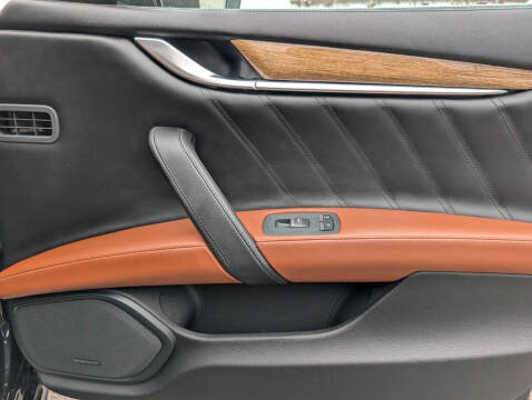 2019 Maserati Ghibli GranLusso