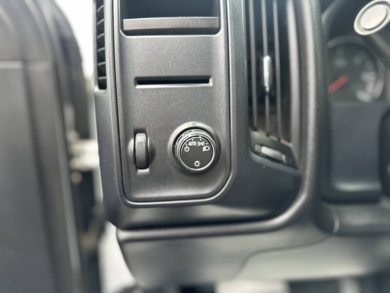 2015 Chevrolet Silverado 1500 LS