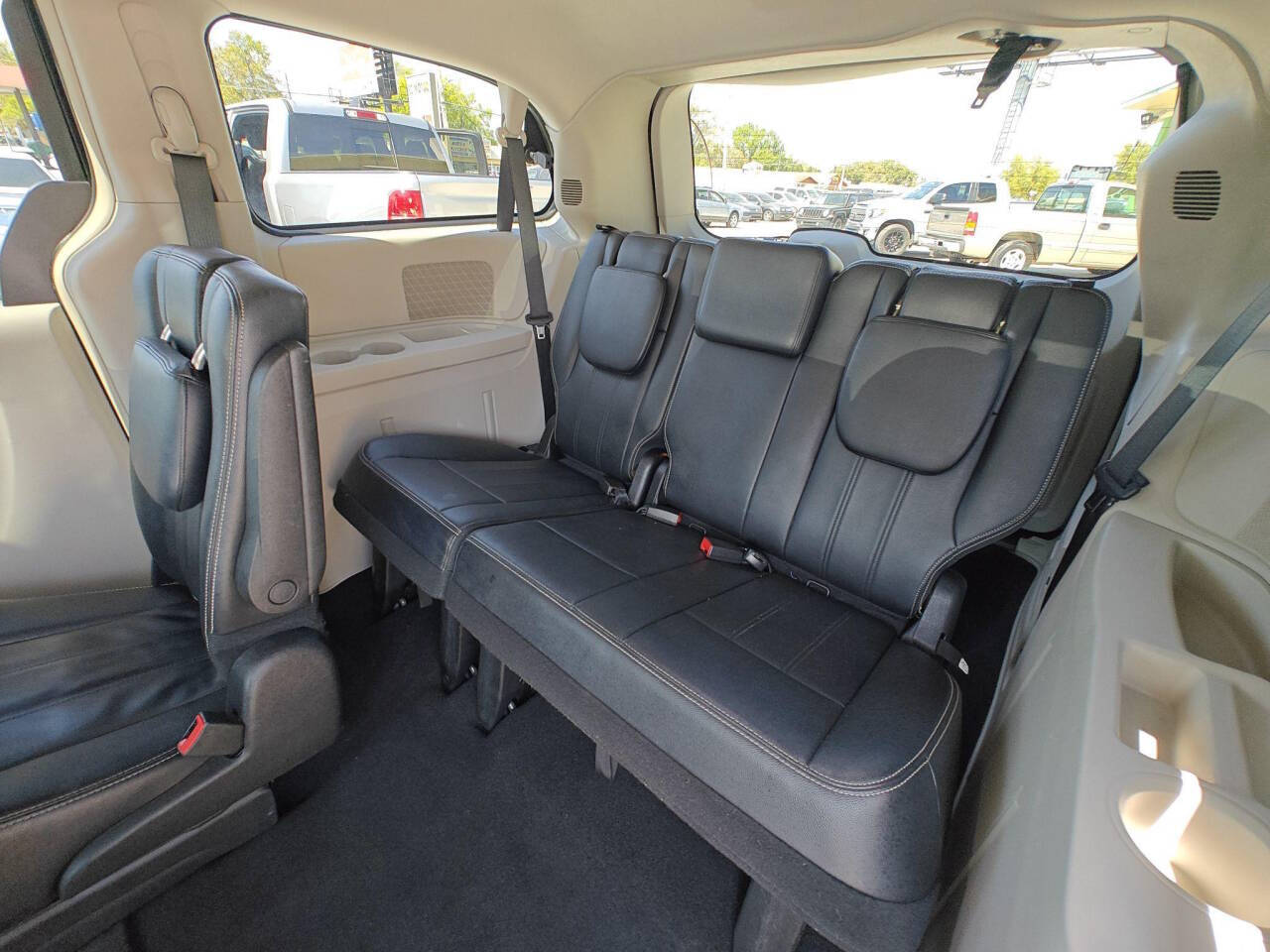 2016 Chrysler Town and Country for sale at EZ MOTOR ORLANDO in Orlando, FL