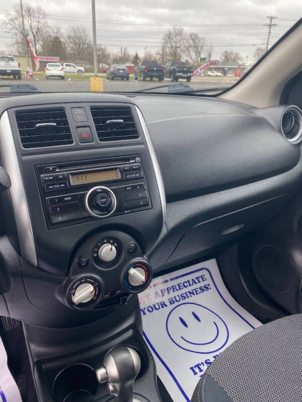 2014 Nissan Versa 1.6 SV