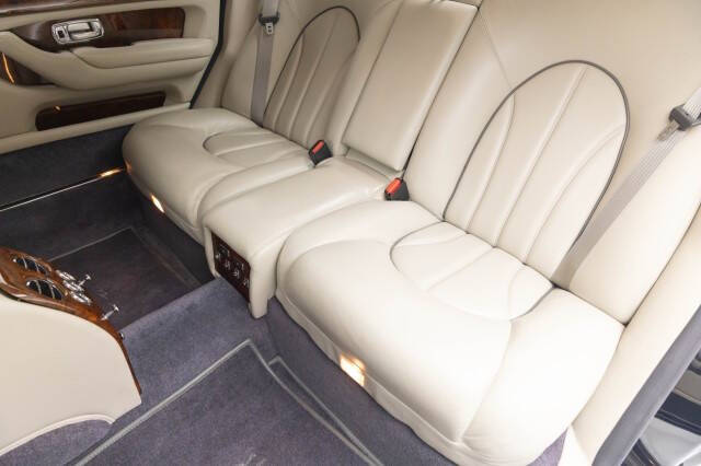 2001 Rolls-Royce Park Ward