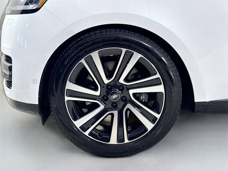 2023 Land Rover Range Rover P530 SE