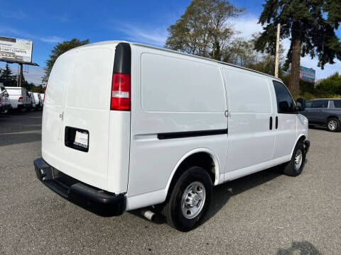 2018 Chevrolet Express 2500