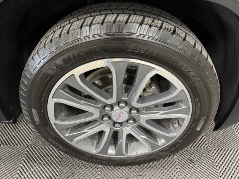 2017 GMC Acadia SLT-1