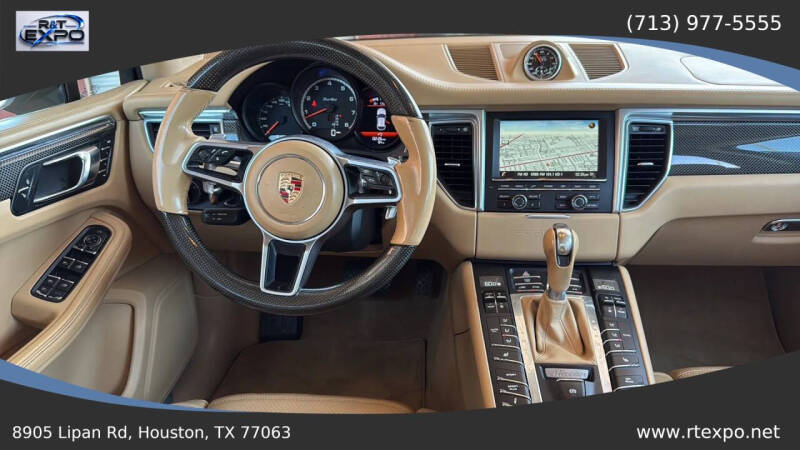 2015 Porsche Macan Turbo