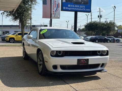 2020 Dodge Challenger SXT