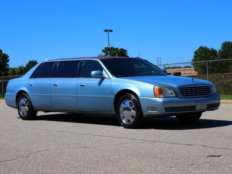 2000 Cadillac DeVille for sale at NeoClassics - JFM NEOCLASSICS in Willoughby OH