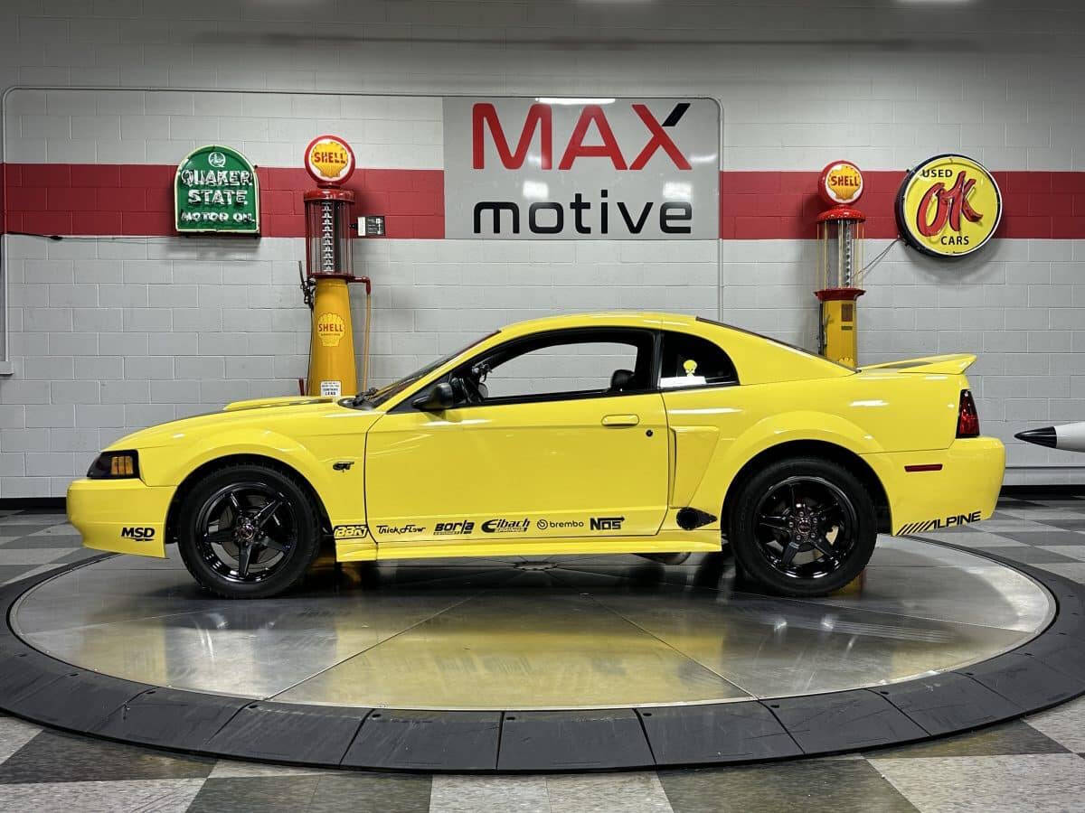 2000 Ford Mustang 4