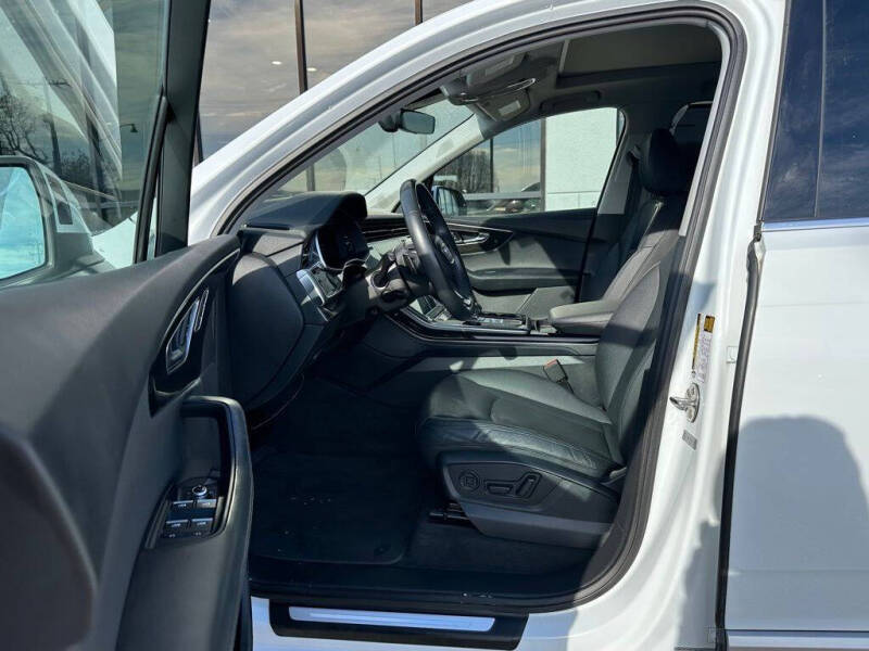 2022 Audi Q7 quattro Premium Plus 55 TFSI