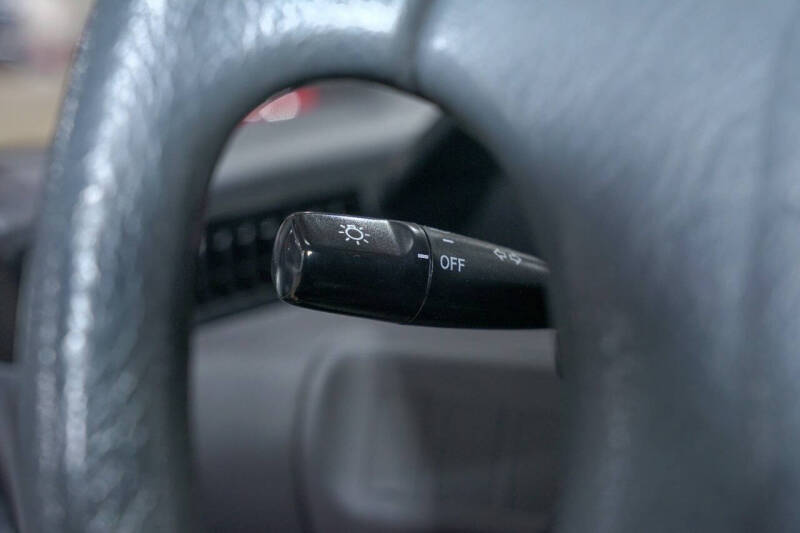 1992 Toyota Previa LE