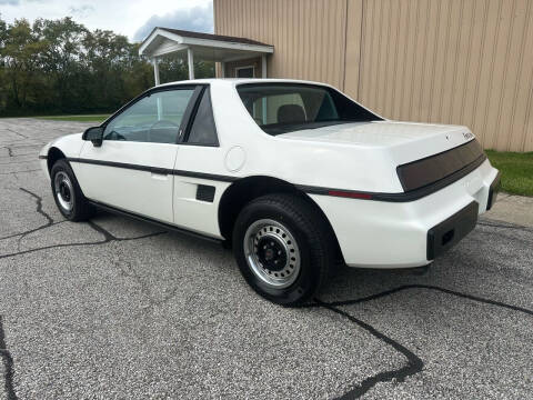 1984 Pontiac Fiero Sport
