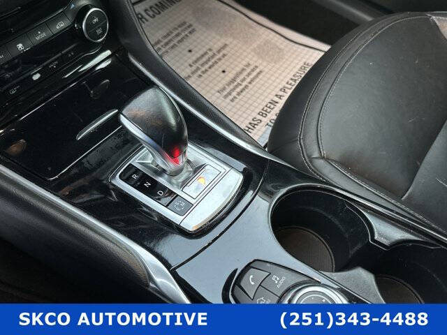 2017 Infiniti QX30 Luxury