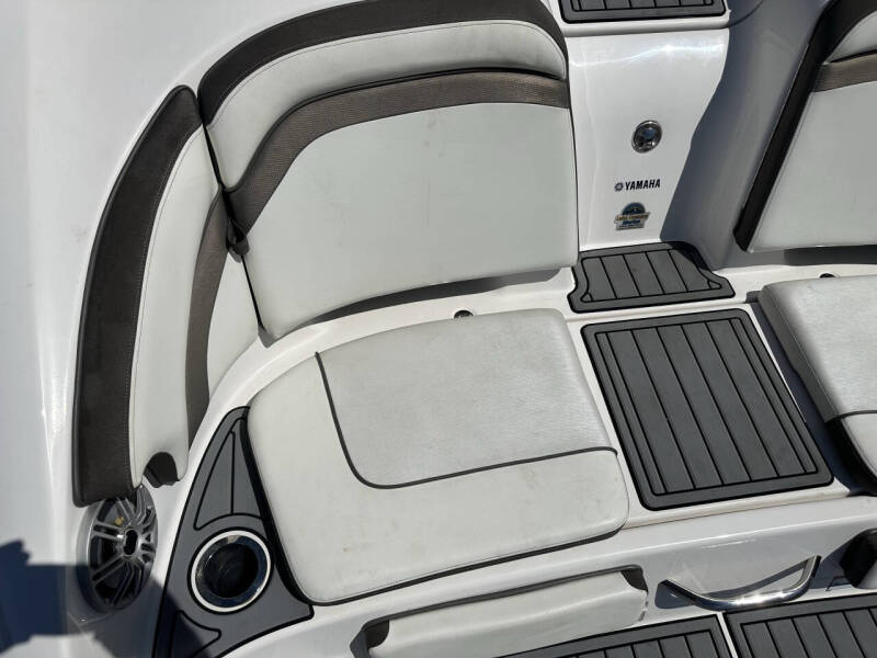 2016 Yamaha 242Limited