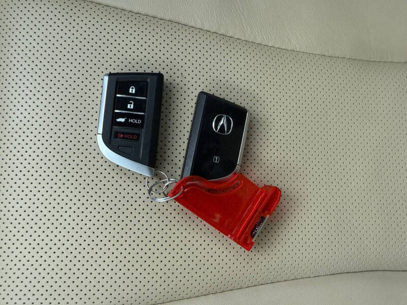 2022 Acura MDX w/Tech