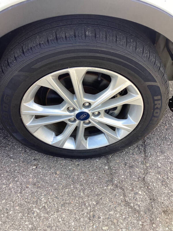 2019 Ford Escape SE